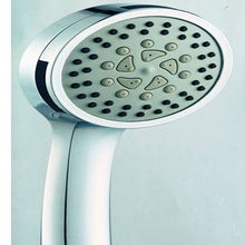 太陽能配套產(chǎn)品電伴熱帶 守護(hù)冬季能源供應(yīng)的隱形衛(wèi)士